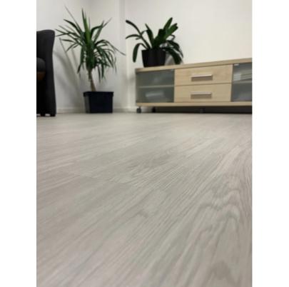 TORONTO  30,90/m2 s DPH 